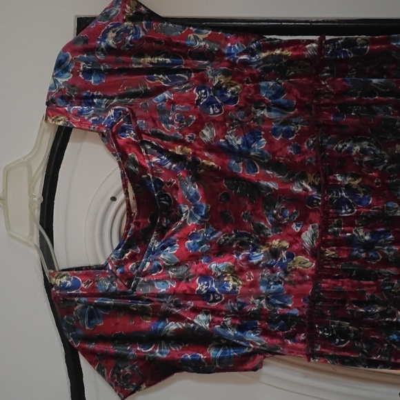 FINAL PRICE! Natural Life velvet tiered maxi dress L/XL deep red w/blue flowers - Picture 2 of 7